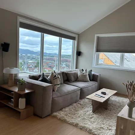 Ons 2026 House With Great Location And View Holiday home *